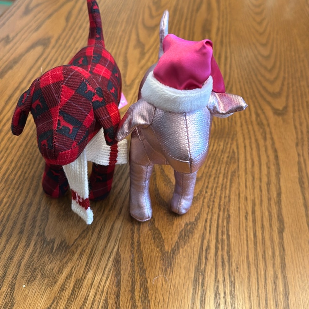 VS PINK Dogs